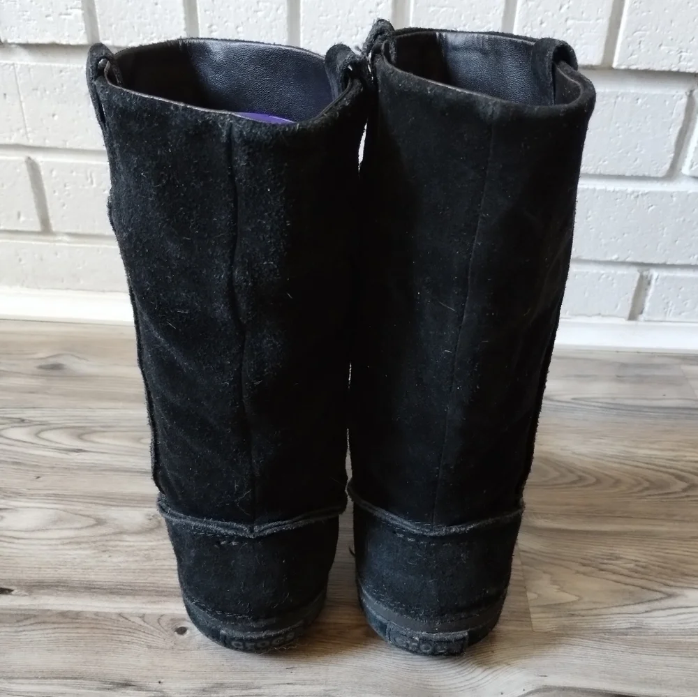 Crocs Berryessa Tall Suede Mid Calf Boot Black Women's Size 5
